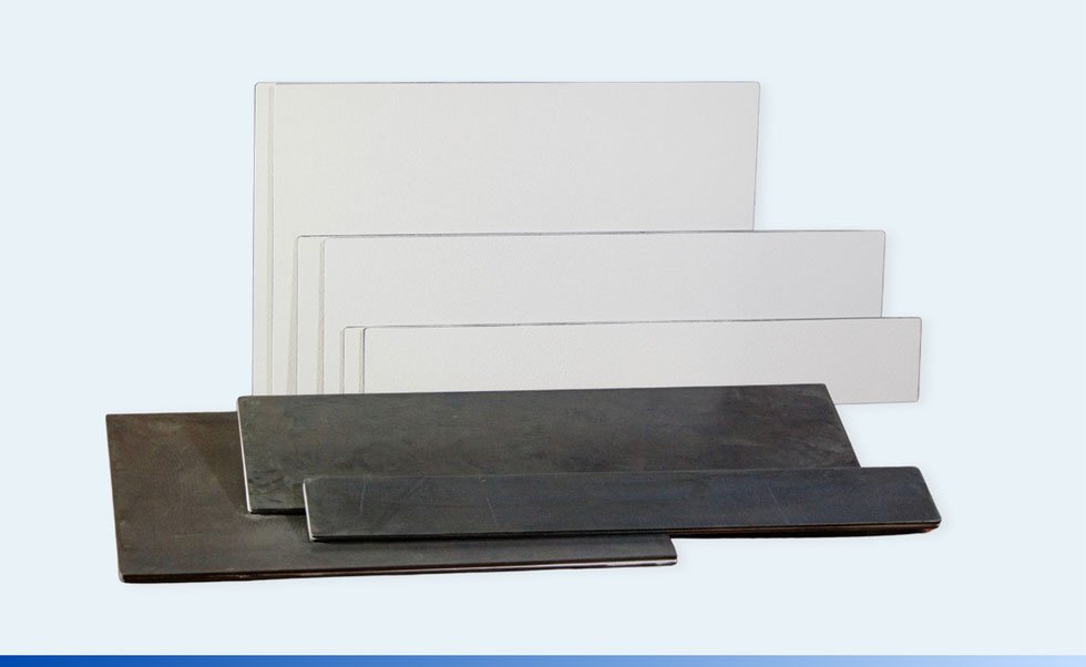 Ceramic kiln shelves for industrial firing applications