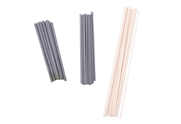 Silicon carbide and corundum hanging pins for firing ceramic spoons and cutlery